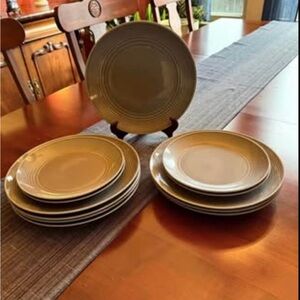 Royal Doulton Gordon Ramsey Set 12 Gray Plate Dish Set